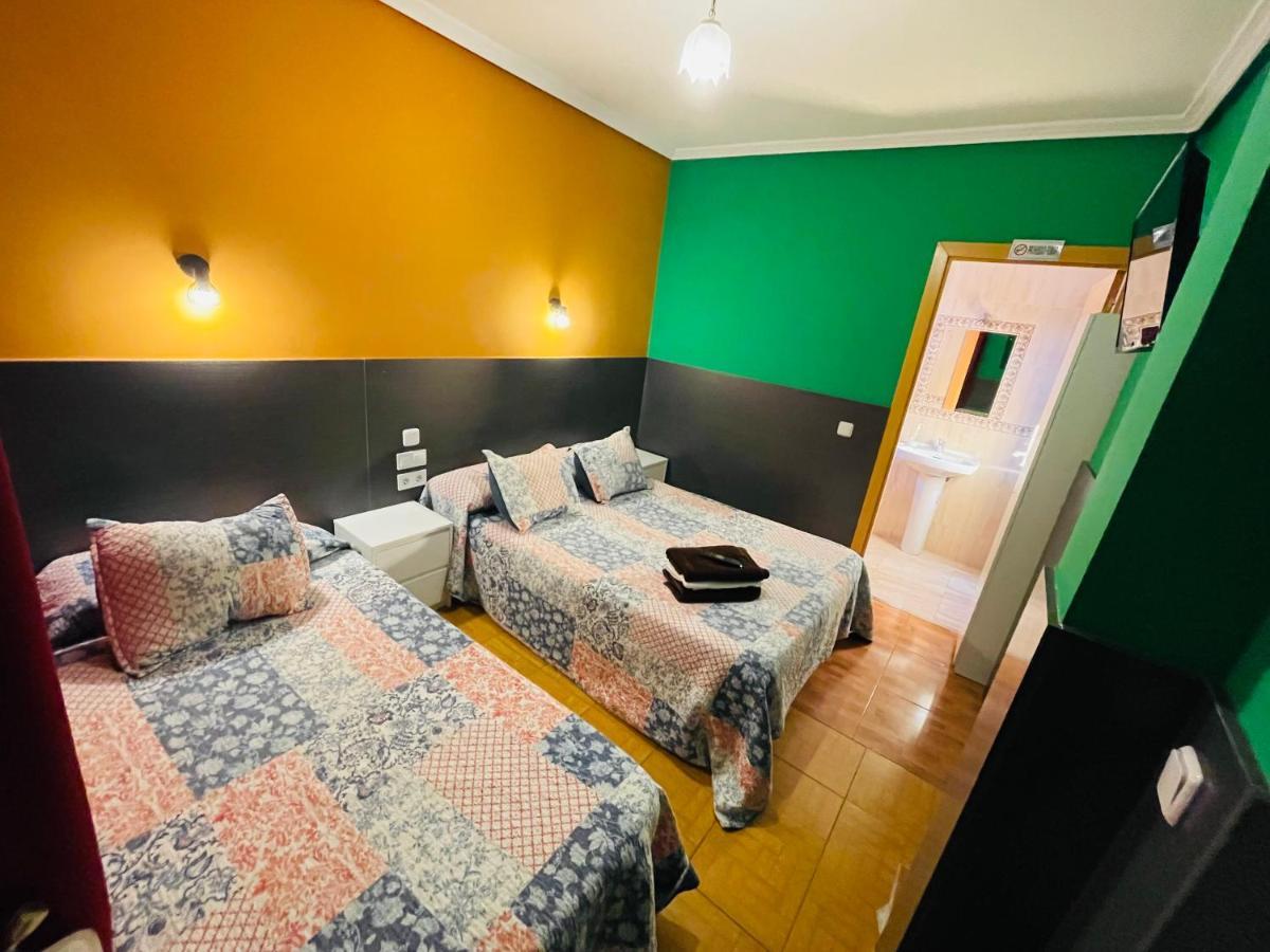 Hostal Numancia Madrid Exterior photo