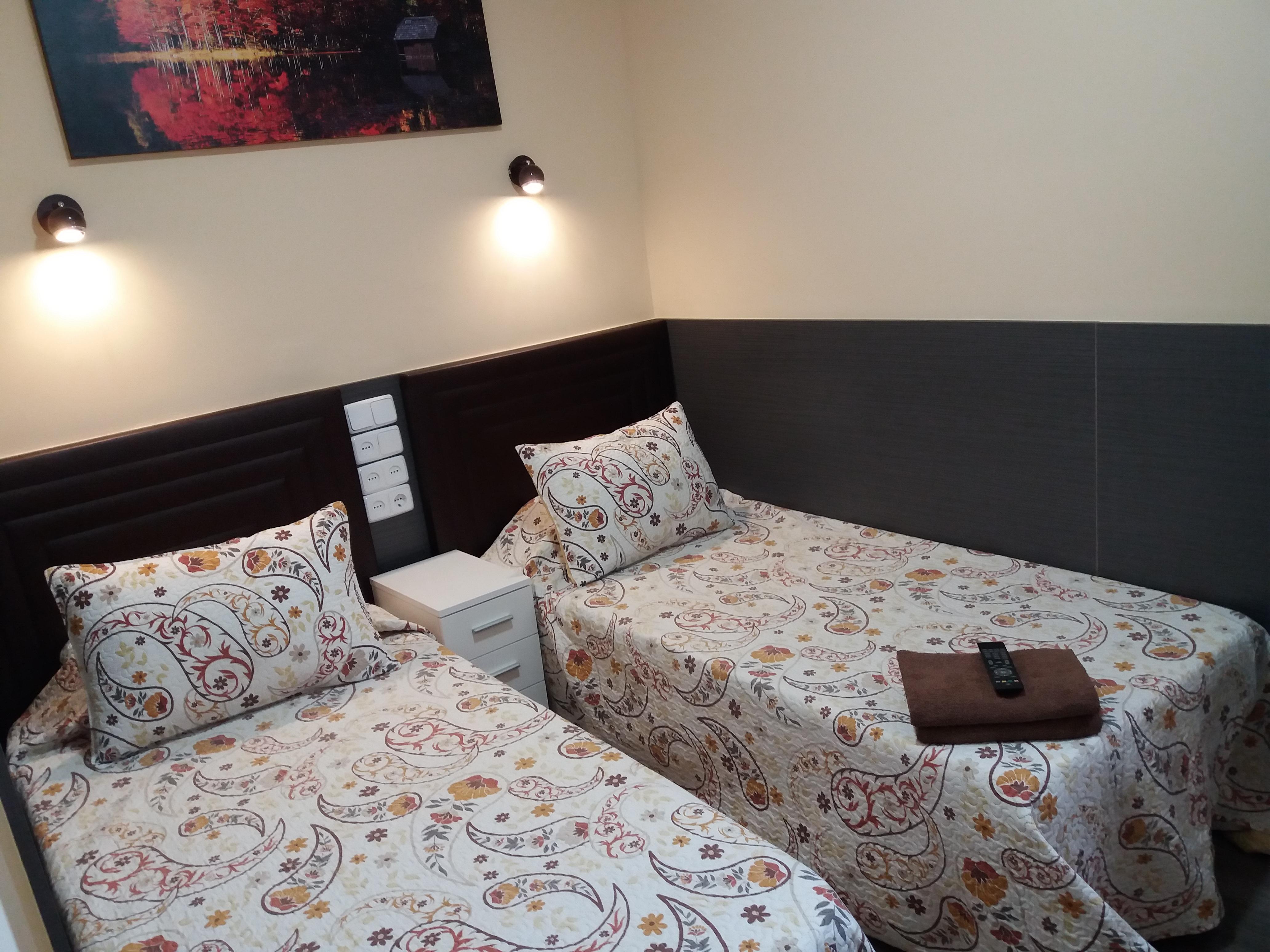Hostal Numancia Madrid Exterior photo