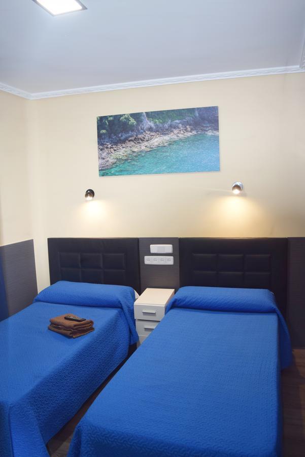 Hostal Numancia Madrid Exterior photo