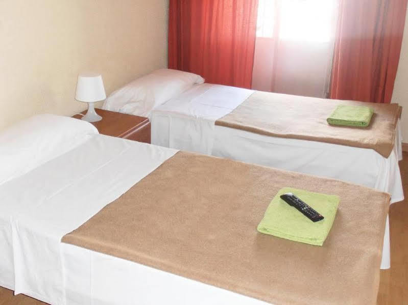 Hostal Numancia Madrid Exterior photo