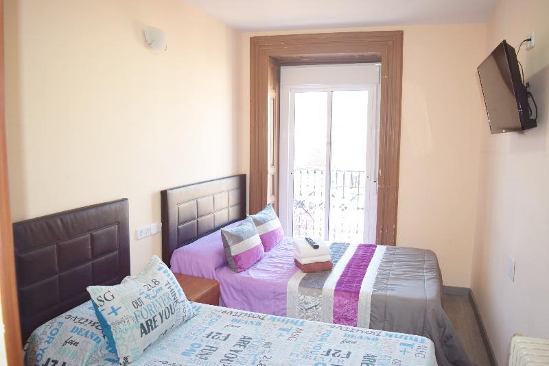 Hostal Numancia Madrid Exterior photo